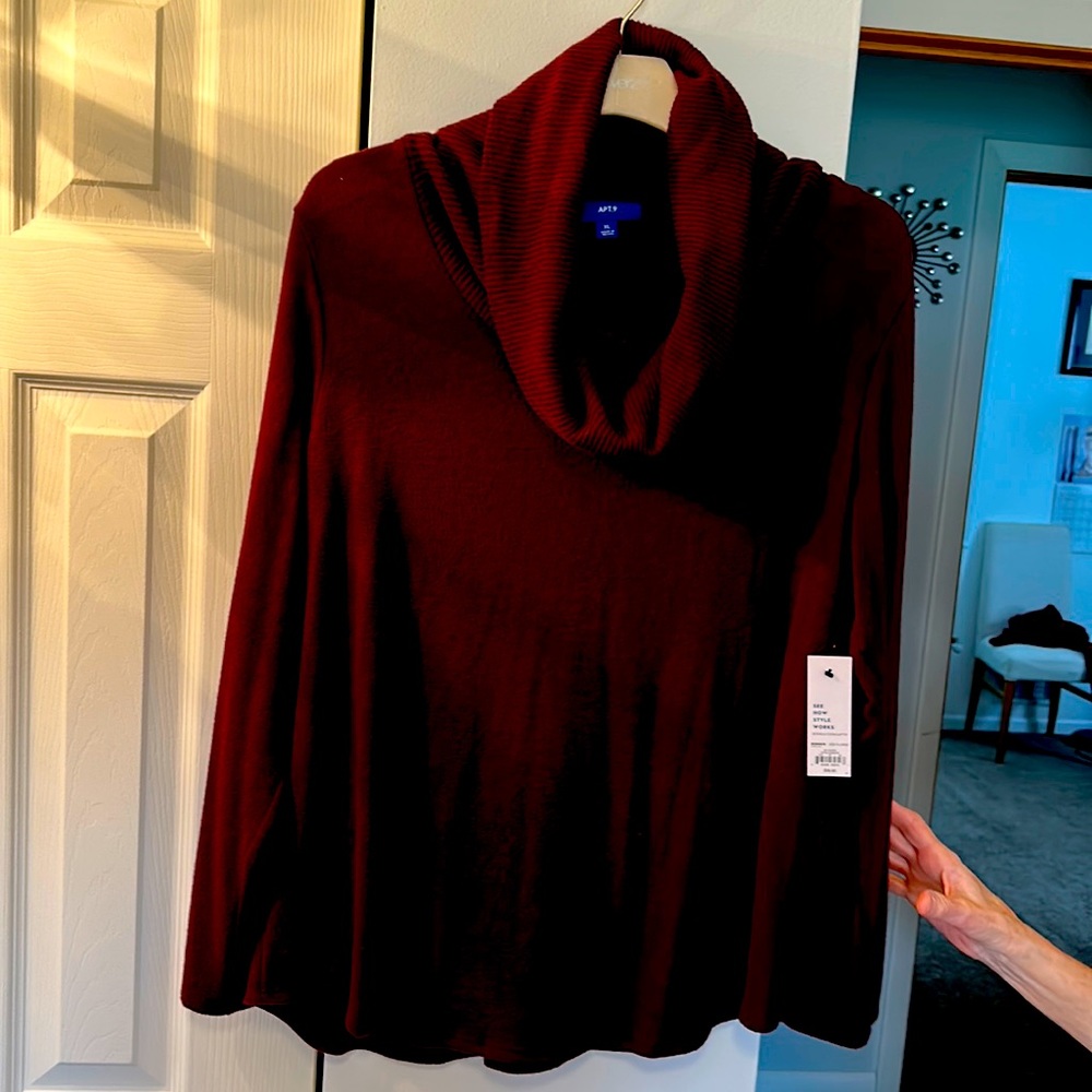 App nine burgundy sweater new with tags.